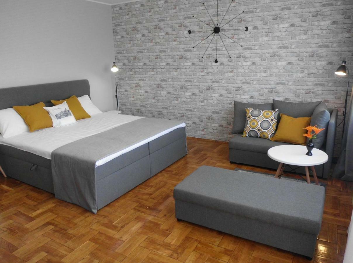 Ares Apartments Przemyśl Exteriör bild